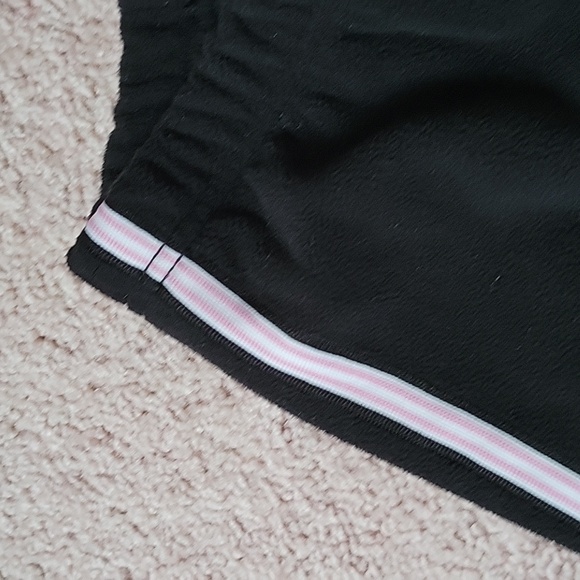 Old Navy Pants - Picture 3 of 3